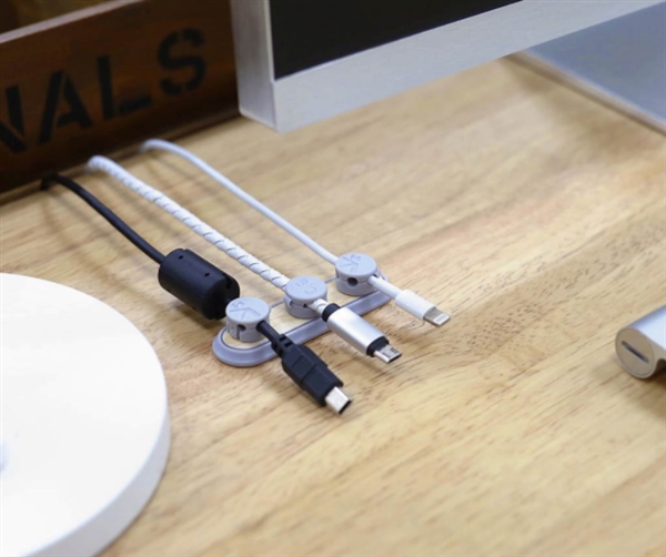 С����Ʒ�ϼܴ��������߼У�25Ԫ/�߼���