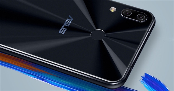 3200Ԫ�� ��˶ZenFone 5Z��������