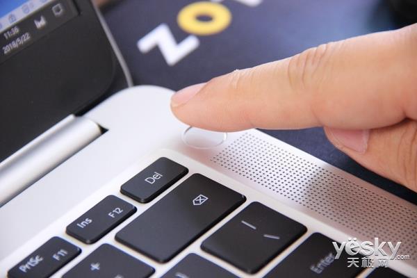 ������ҫMagicBook�ʼǱ����ع���