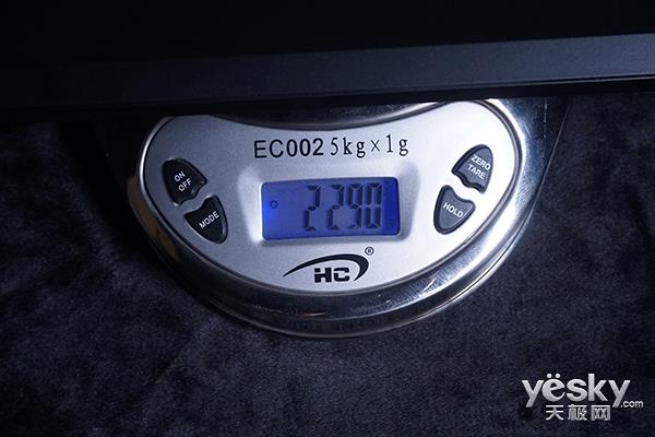 惠普光影精灵4代绿刃版游戏本测试:性能/外观超燃