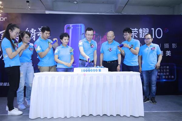 ��ҫ618���µ깺���� �Ŷ���Ⱥ���µ���ƻ�����ſ�