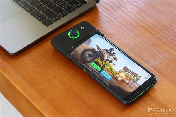 同样是旗舰配置 为什么游戏手机玩游戏要流畅些