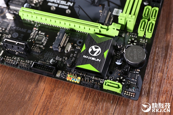 7�๩�磺���u��ս��B360M���忪��ͼ��