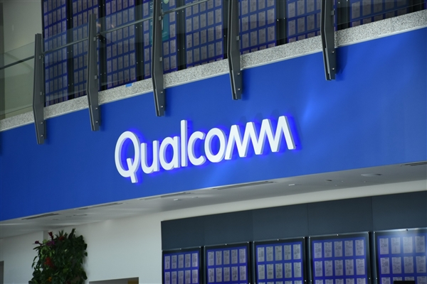 ��˶ROG�羺��Ϸ�ֻ����ˣ�COMPUTEX2018չ������