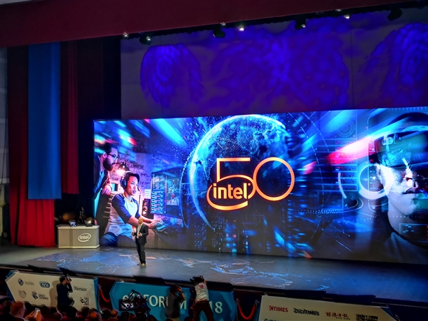 ״5GHzIntelx86 40i7-8086K8086