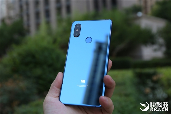 �׷���ͨ����710��С��8 SE����ͼ�ͣ�ˮ���ʸ�