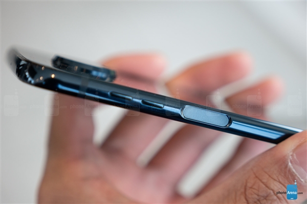 Moto Z3 Play������3200Ԫ