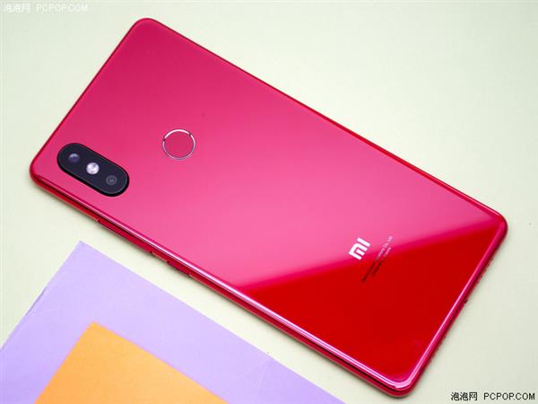 С8 SE֣U710ӳ Լ۱ȳȺ