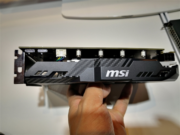 ĿM.2 SSD壡˶//΢PCI-E x16չ