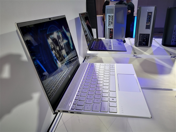 Intel28СʱʼǱĻĽ1W