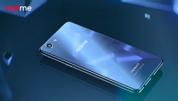 RealMe 1ɫࣺP60 1000Ԫ