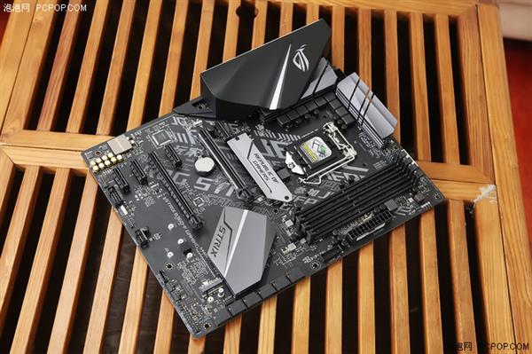 Intel���ڶԱ�AMD StoreMI��Ӳ�̡���ҡ�˭��ǿ��