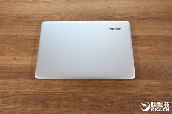 3999Ԫ����ҫMagicBook�����濪��ͼ�ͣ���������+����ռ