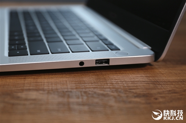 3999Ԫ����ҫMagicBook�����濪��ͼ�ͣ���������+����ռ