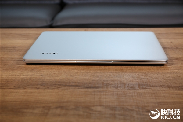 3999Ԫ����ҫMagicBook�����濪��ͼ�ͣ���������+����ռ