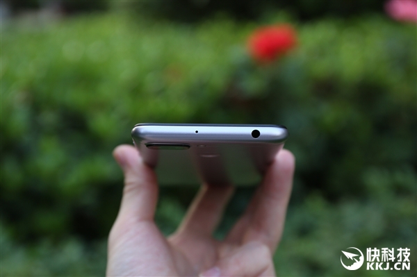 �׿�12nm�Ƴ�ǧԪ����799Ԫ����6����ͼ��