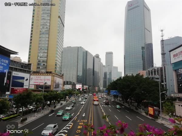 荣耀9i上手:有颜有范的千元实力派