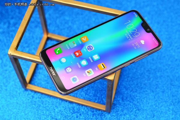 荣耀9i上手:有颜有范的千元实力派