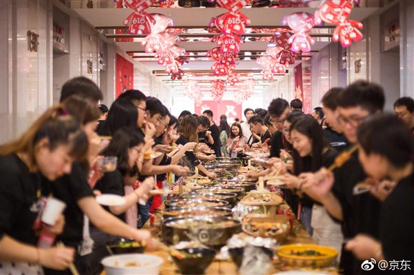 ����618����¼��18�콻�׶�1275��Ԫ