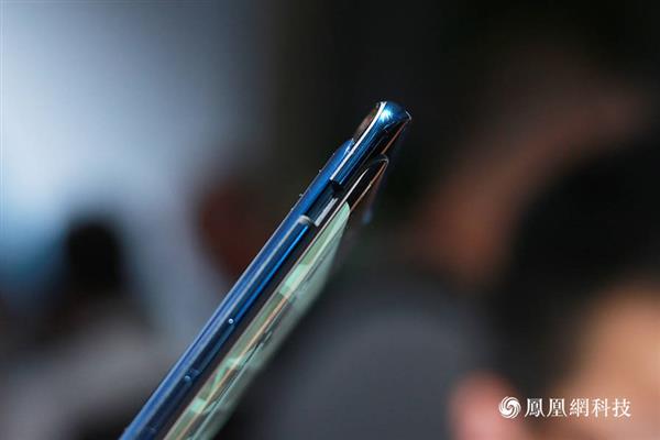 OPPO Find Xֳͼͣ޿+93%ռ