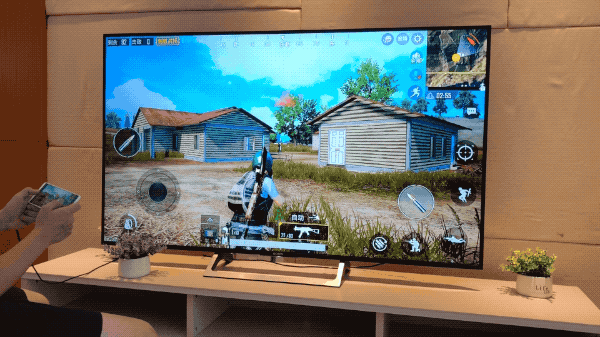 让4K电视满血重生 手机投屏体验比一比