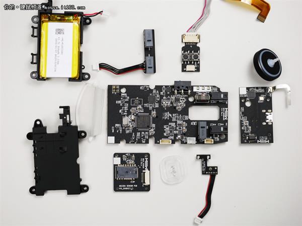 ��Ϸ�������� С����Ϸ�����