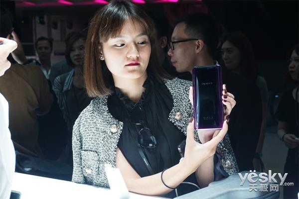 OPPO Find X���֣��������������뵽ȫ����