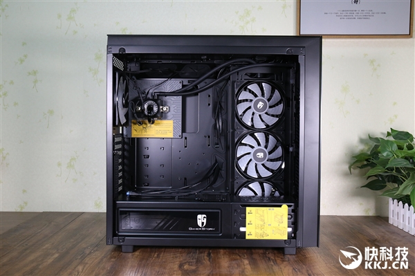 3��ֻ�����+RGB��Ч ��ҷ籩�·��ۻ���ͼ��