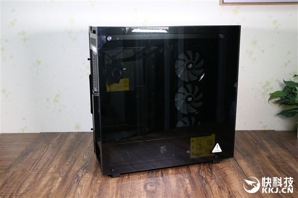 3��ֻ�����+RGB��Ч ��ҷ籩�·��ۻ���ͼ��