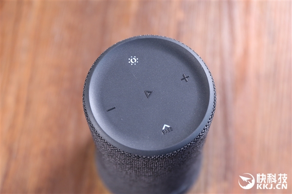 360�Ȼ����� Soundcore Flareȼ���������俪��ͼ��