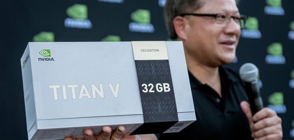 NVIDIA CEO����ѫ��AIר���ͳ�20��32G�Դ����ư�TITAN V