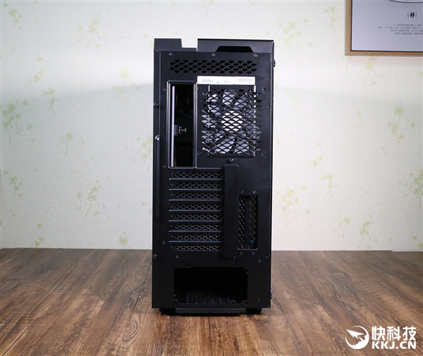 3��ֻ�����+RGB��Ч ��ҷ籩�·��ۻ���ͼ��