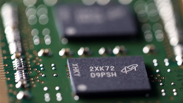 �ڴ�����ͷ���Ӳ��ݼ۸� �����й��ط������80����Ԫ