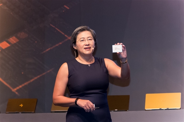 AMD������������7nm Zen 2������Intel�����10nm
