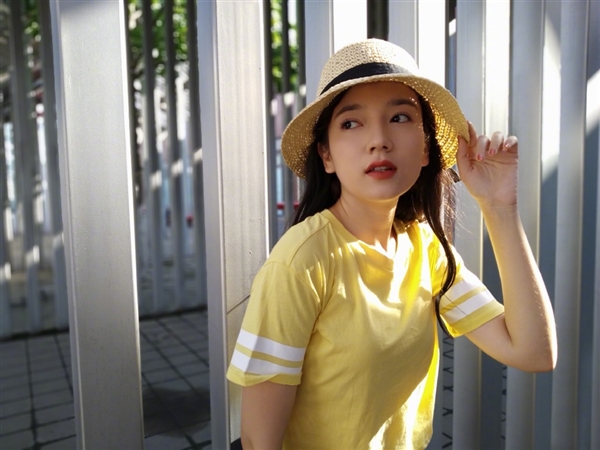 ����6 Pro�ٷ����Ź�����AI˫��/��⡢������ֳ�ɫ