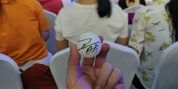 2399Ԫ�������ֻ�AICALL V9������������һ����