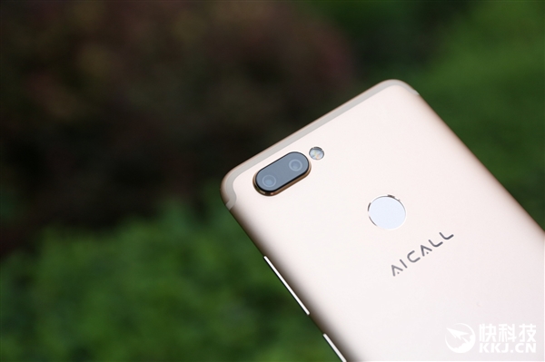 ����AICALL V9����ͼ�ͣ�1.47mmխ�߿�