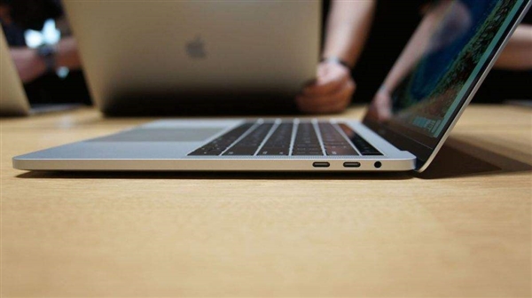 ��ý���ۣ�MacBook����ά���Ǹ������������ʱ����