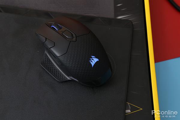 无线充电鼠标真的好用?三大厂商千元级无线充电鼠标对比