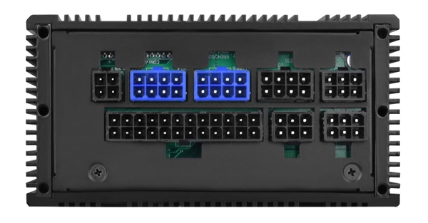 �����׷�SFX-L������Դ��450W 80PLUS�׽�