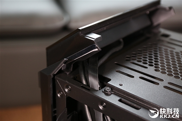 ��������MasterCase H500M����ͼ�ͣ��������������