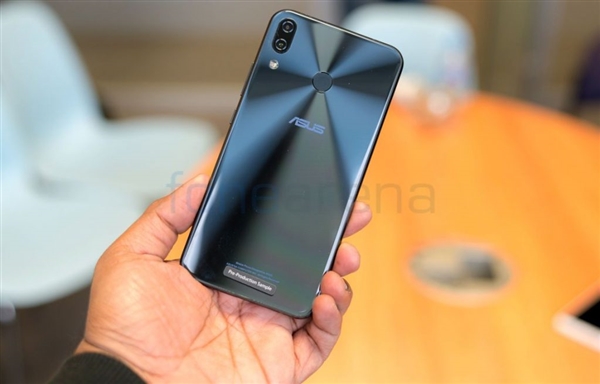 845 ˶ZenFone 5Z½ӡȣ74ռ