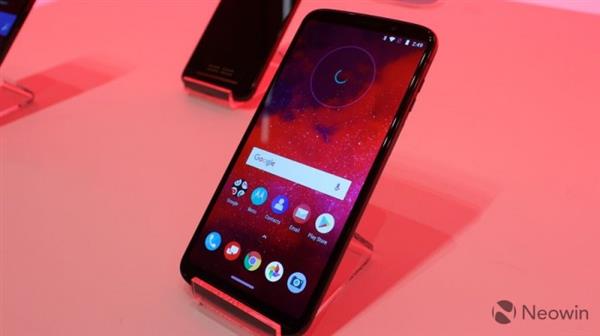 ȫ���׿�5G�����ֻ� Moto Z3���ͼ��