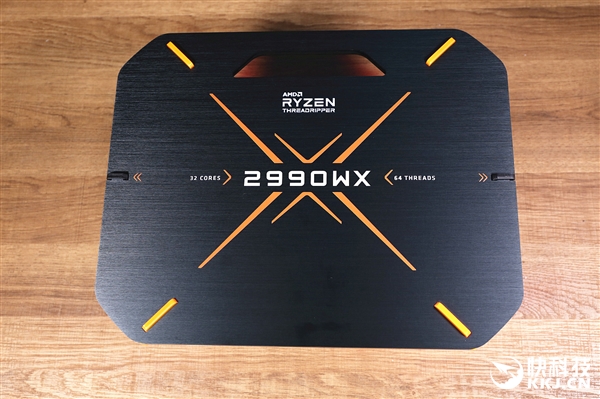 32����64�̣߳�AMD�߳�˺���߶���2990WX����ͼ��