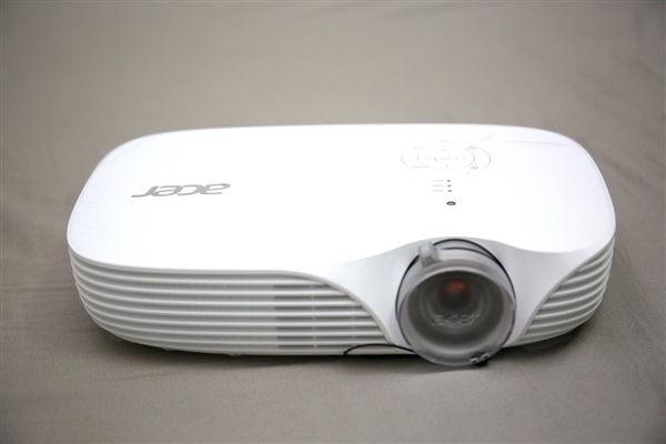 ͶӰ�����硰���顱��������Ϊ��û��ע����Щ����