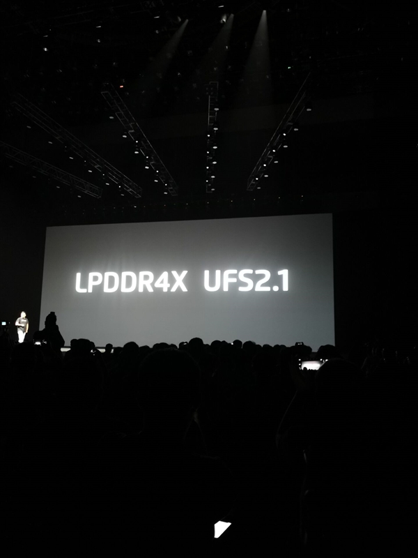 ����16���ࣺ����845+8G�ڴ�+256GB�洢