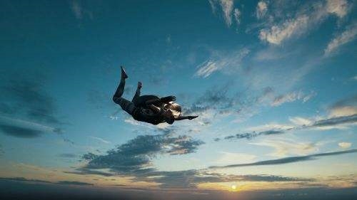 �������������������ж������ߣ�ȫ���Ż���Ϸ