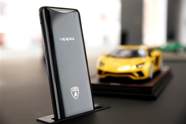 9999Ԫ OPPO Find X���������������35���ӳ���