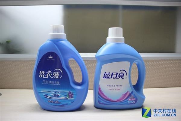 拼多多上9.9元购买蓝月亮洗衣液:效果是这样