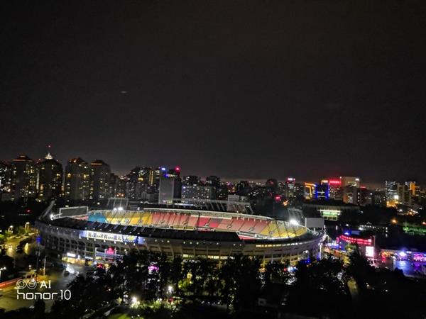 ��ҫ10 GT 8/6GB�Աȣ����ڴ��ܴ������������